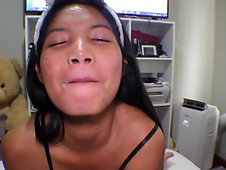 15 week pregnant thai teen asian super horny gives deepthroa